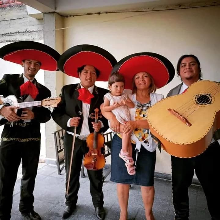 Mariachis