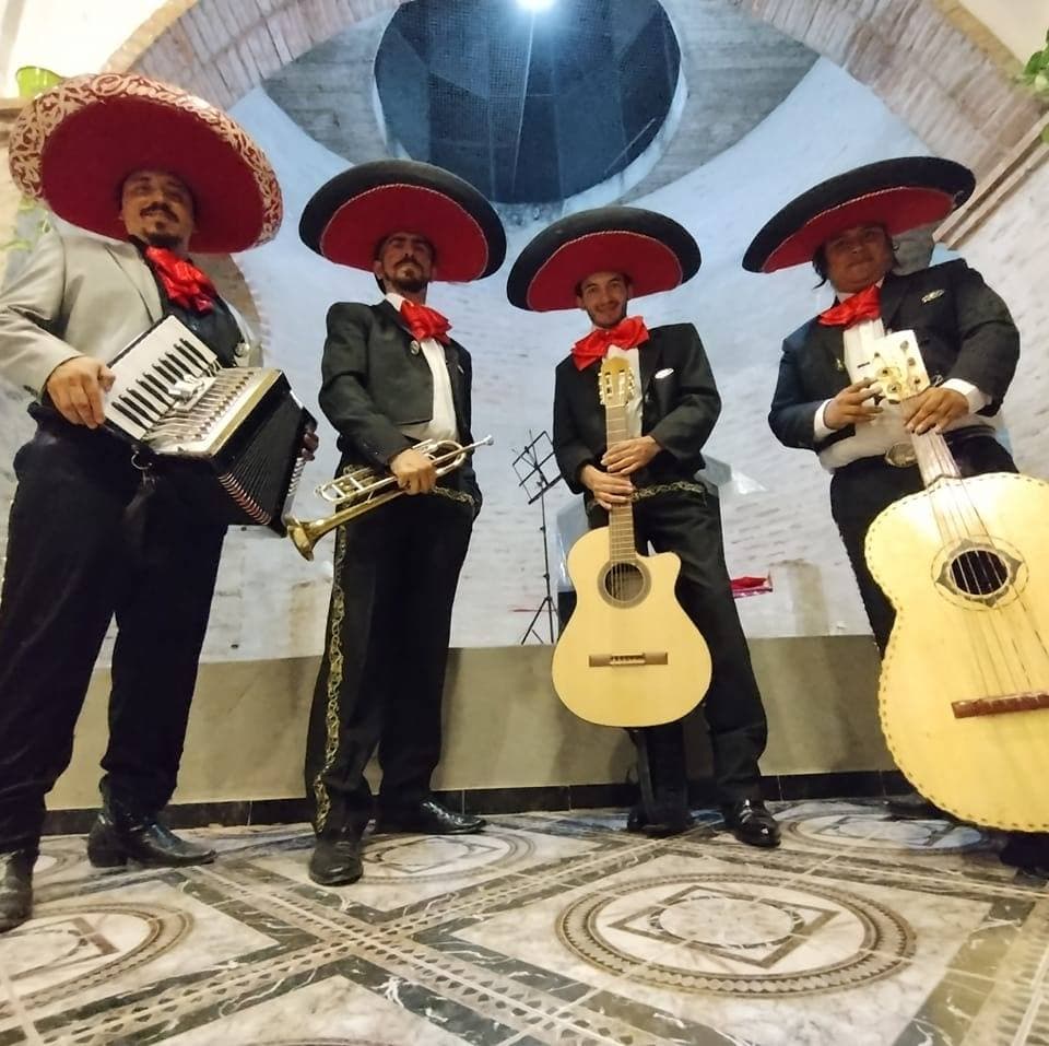 Mariachis